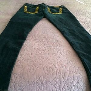 Guess jeans w gold stitchn n rhinestones
